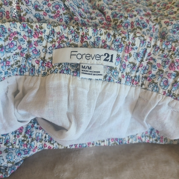 NWOT Forever 21 mini skirt - Picture 5 of 10